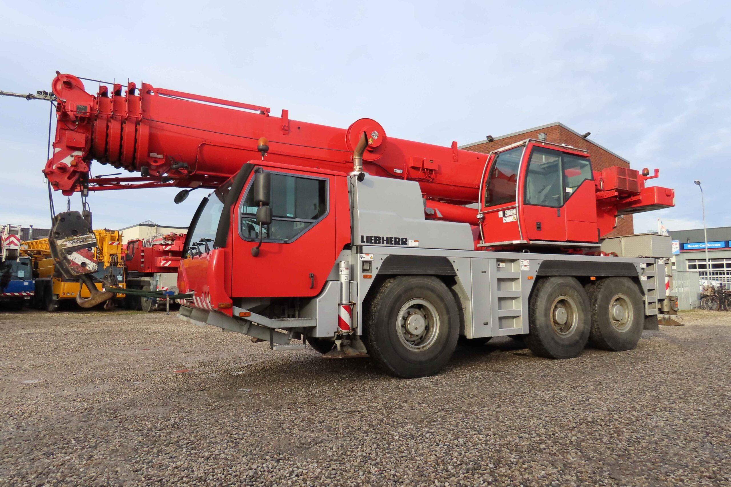 Liebherr LTM 1055-3.2 aus dem Jahr 2011 mit der Seriennummer 085129