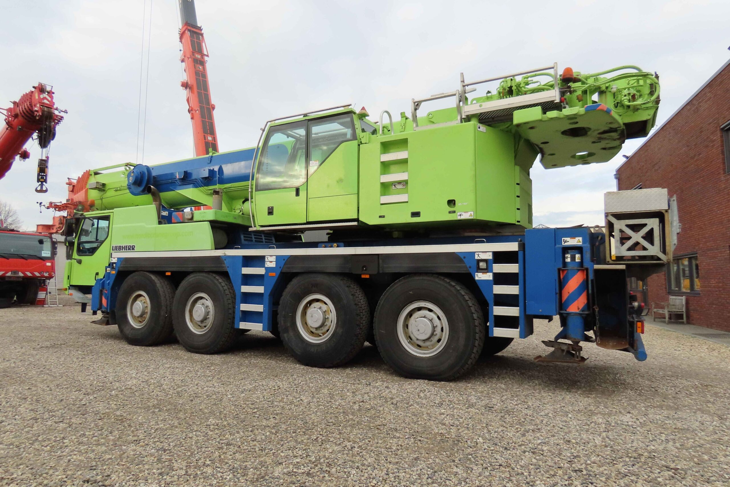 Liebherr LTM 1090-4.1 aus dem Jahr 2010 mit der Seriennummer 062188