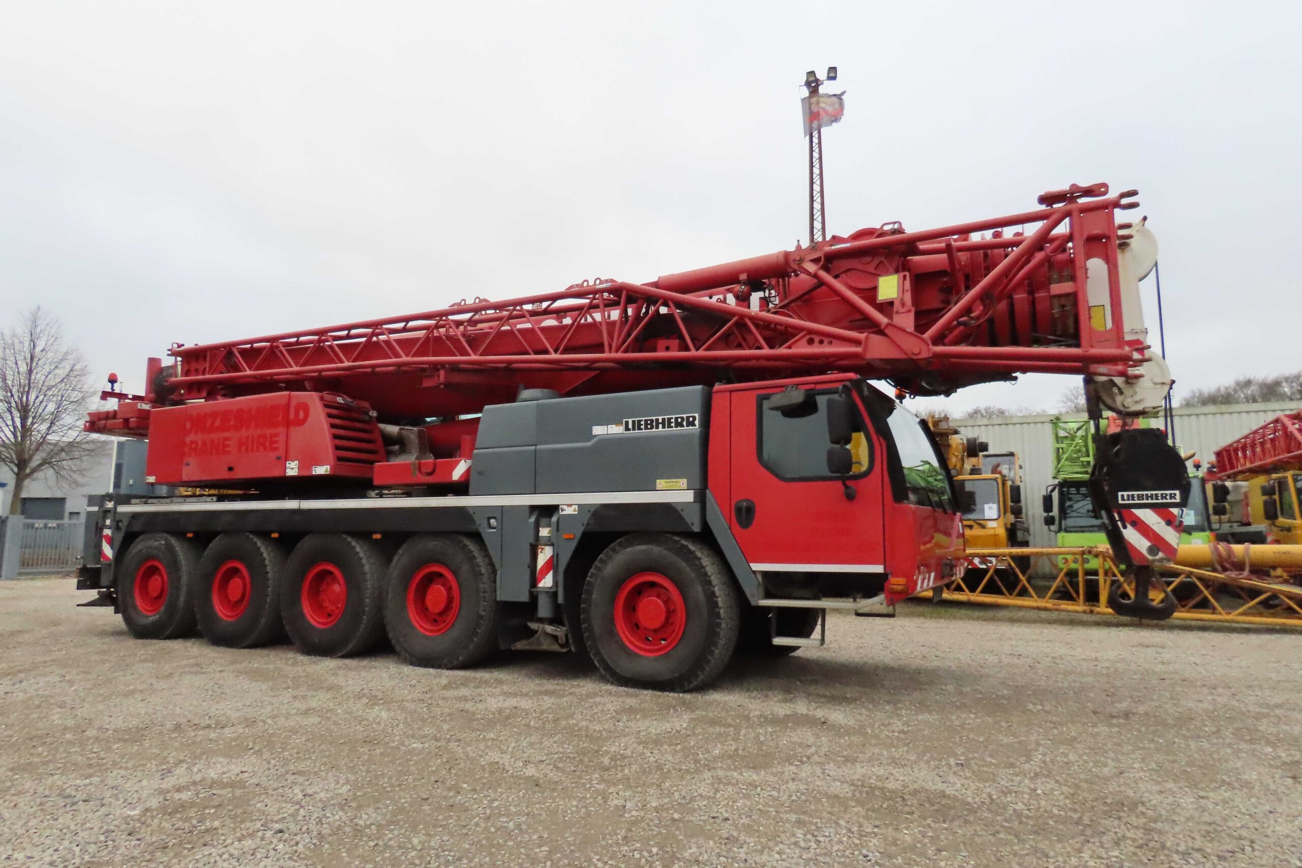 Liebherr LTM 1100-5.2 aus dem Jahr 2013 mit der Seriennummer 092686