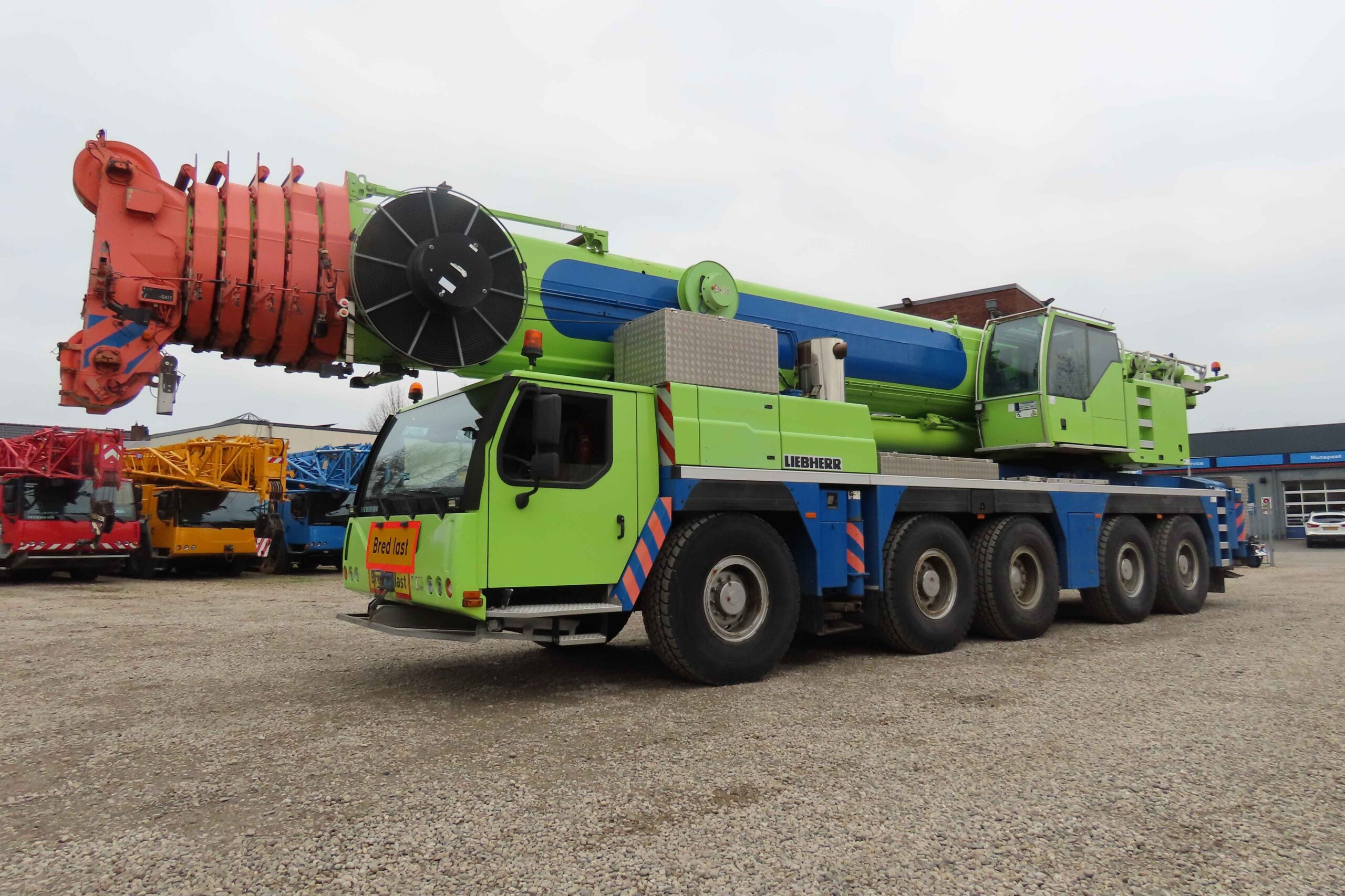 Liebherr LTM 1220-5.2 aus dem Jahr 2010 mit der Seriennummer 094606