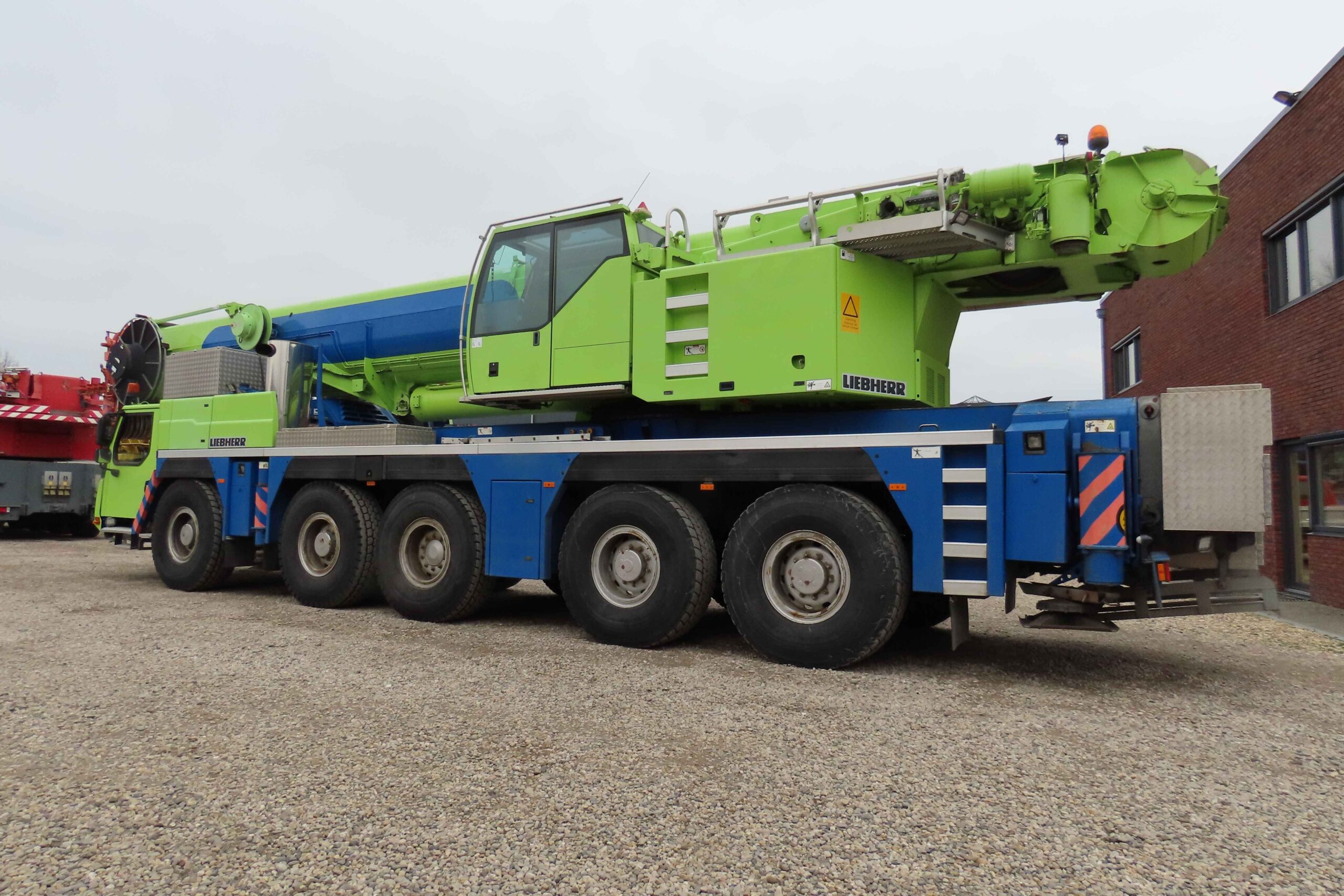 Liebherr LTM 1220-5.2 aus dem Jahr 2010 mit der Seriennummer 094606