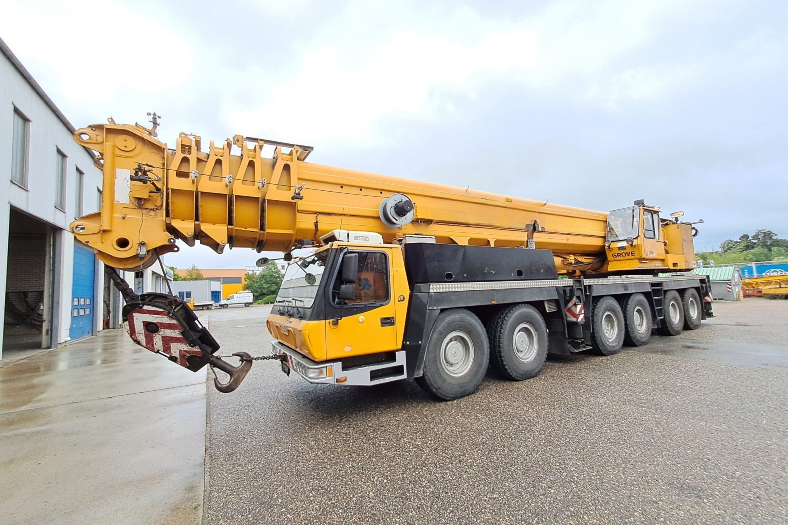 Grove GMK 6300 mit der Seriennummer 6300 9122 aus dem Jahr 2007