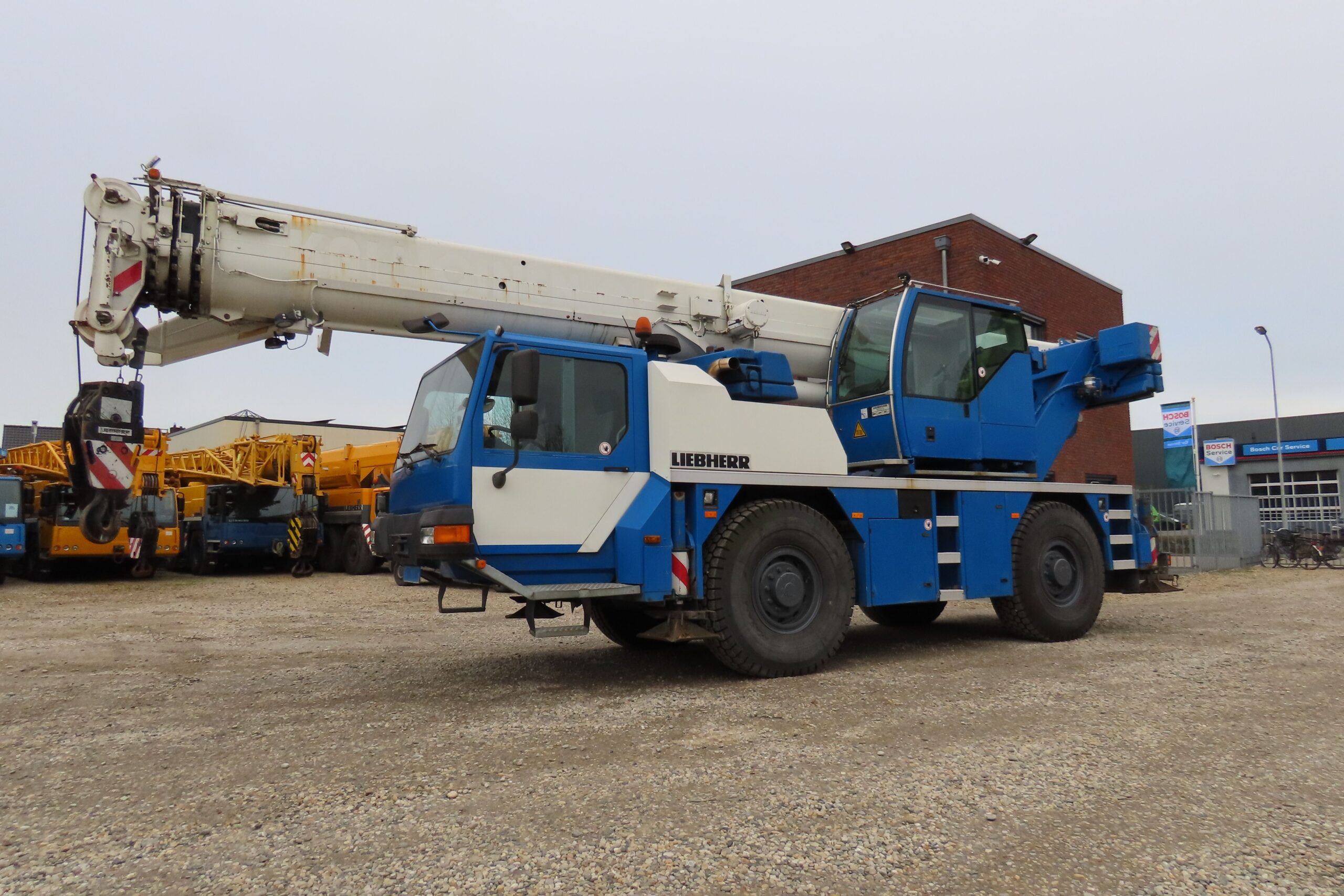 LiebherrLTM1040-2.1_051703_1