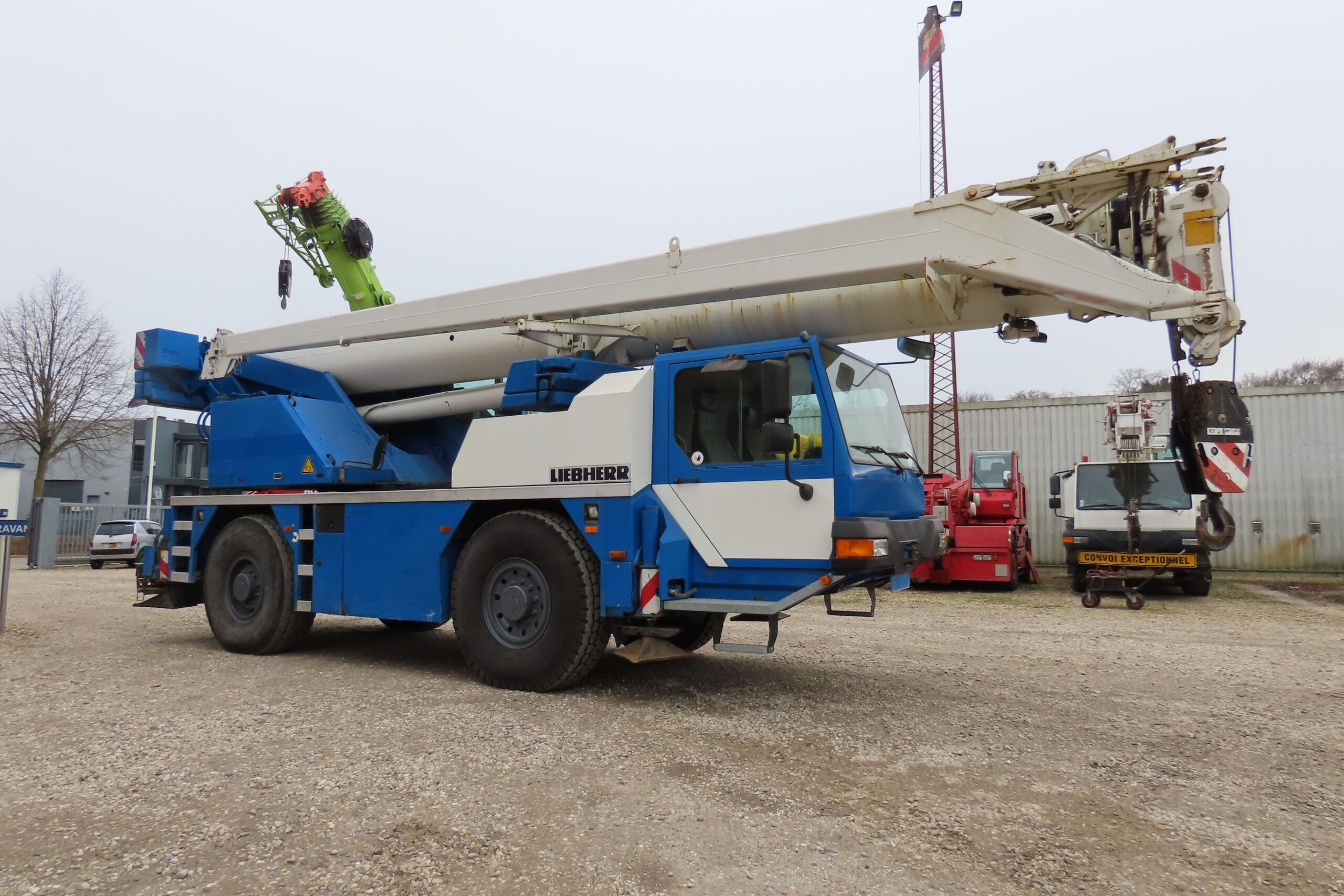 LiebherrLTM1040-2.1_051703_2