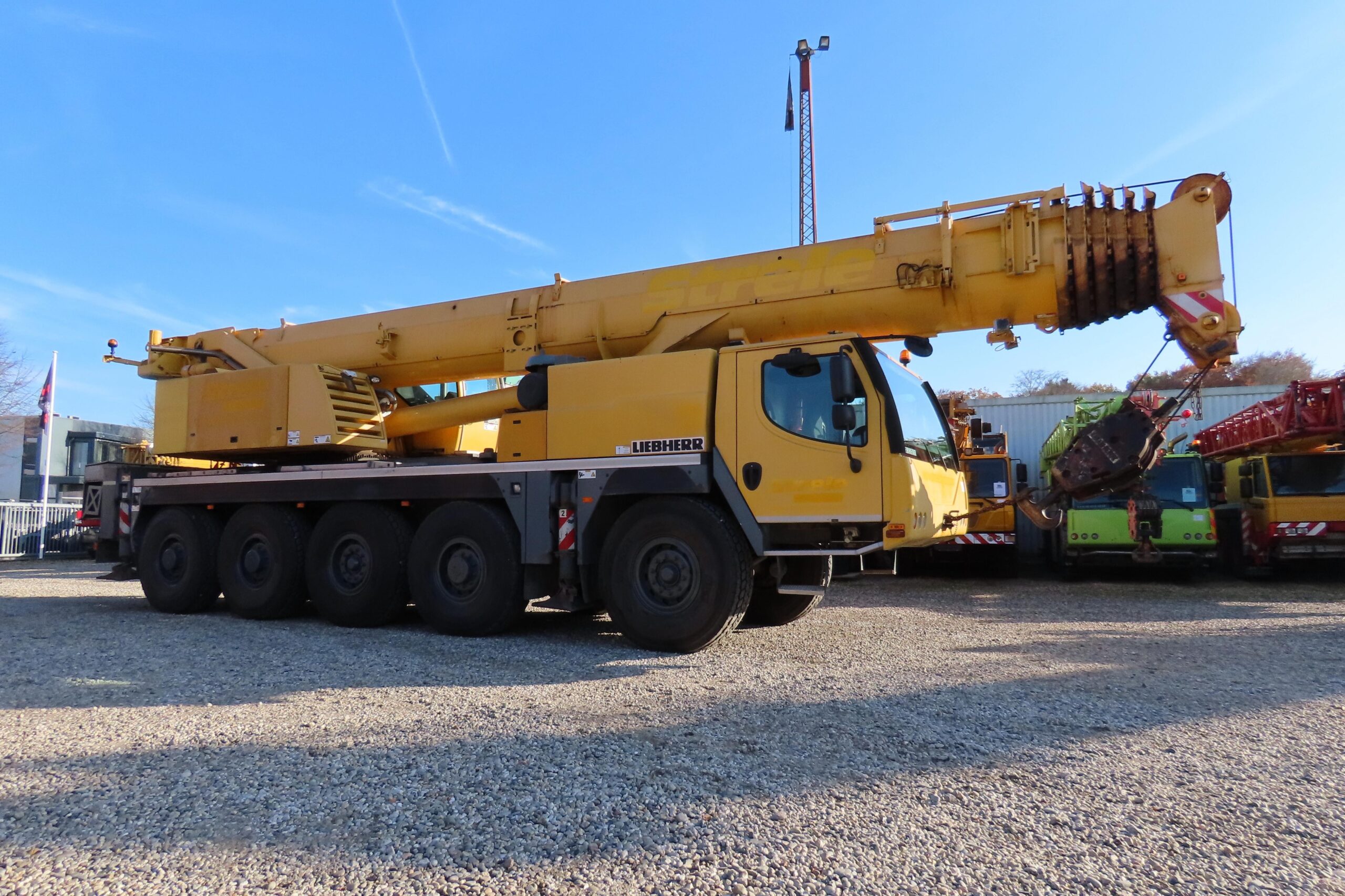 LiebherrLTM1095-5.1_063004_2