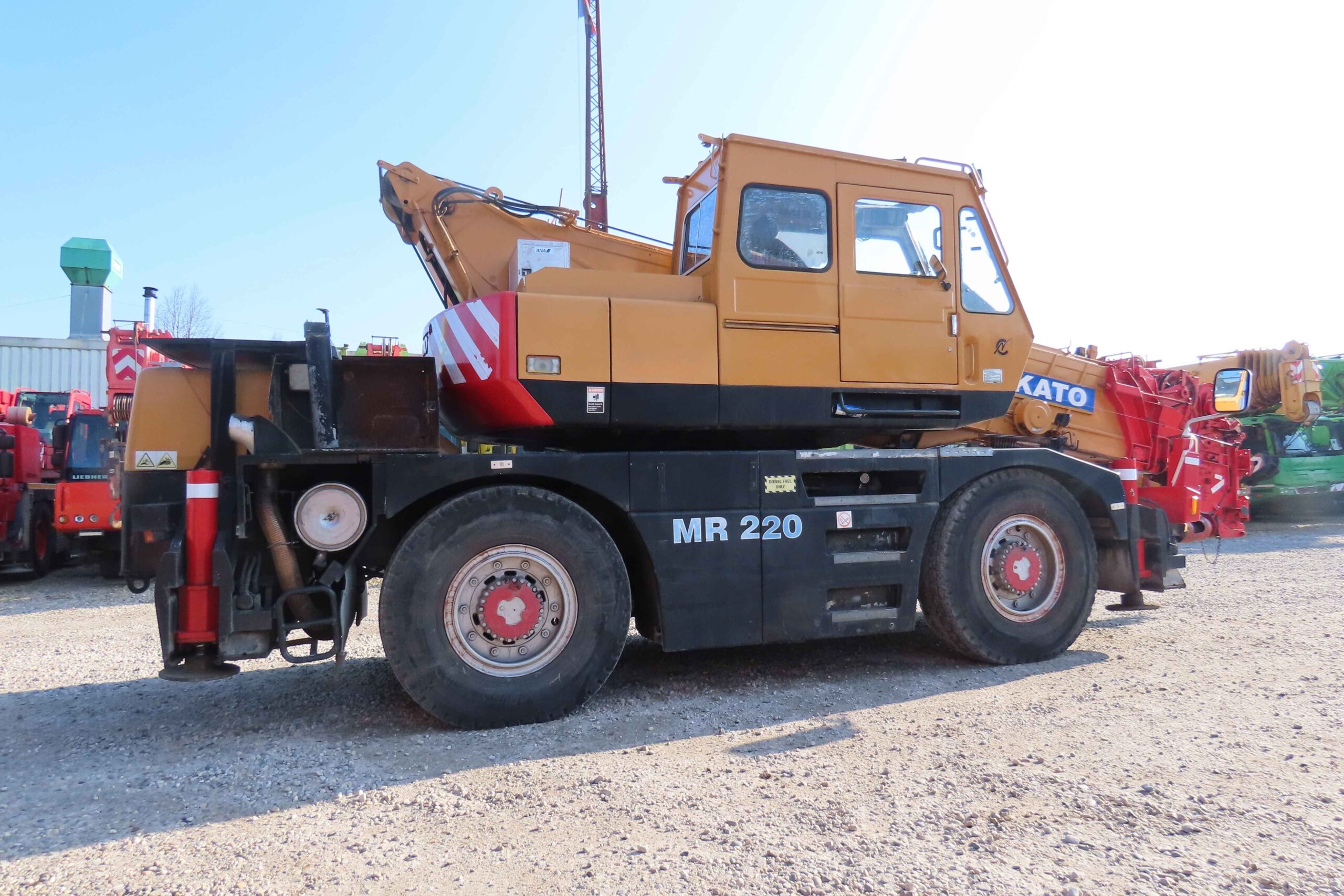 Kato KR-22H uit 1996 met serienummer 3310223