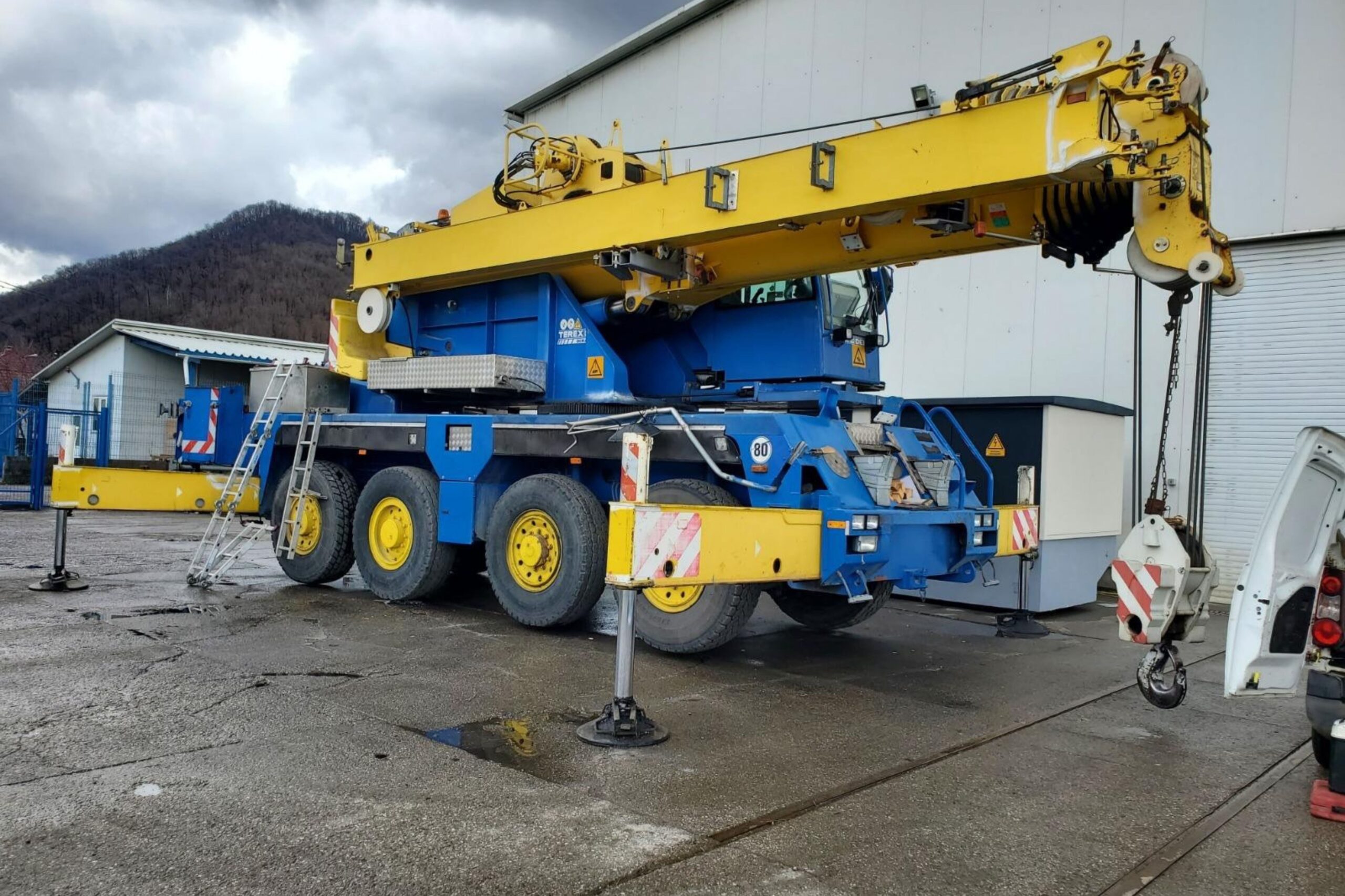 Terex-Demag AC 60 City uit 2003 te koop, met serienummer 80095.