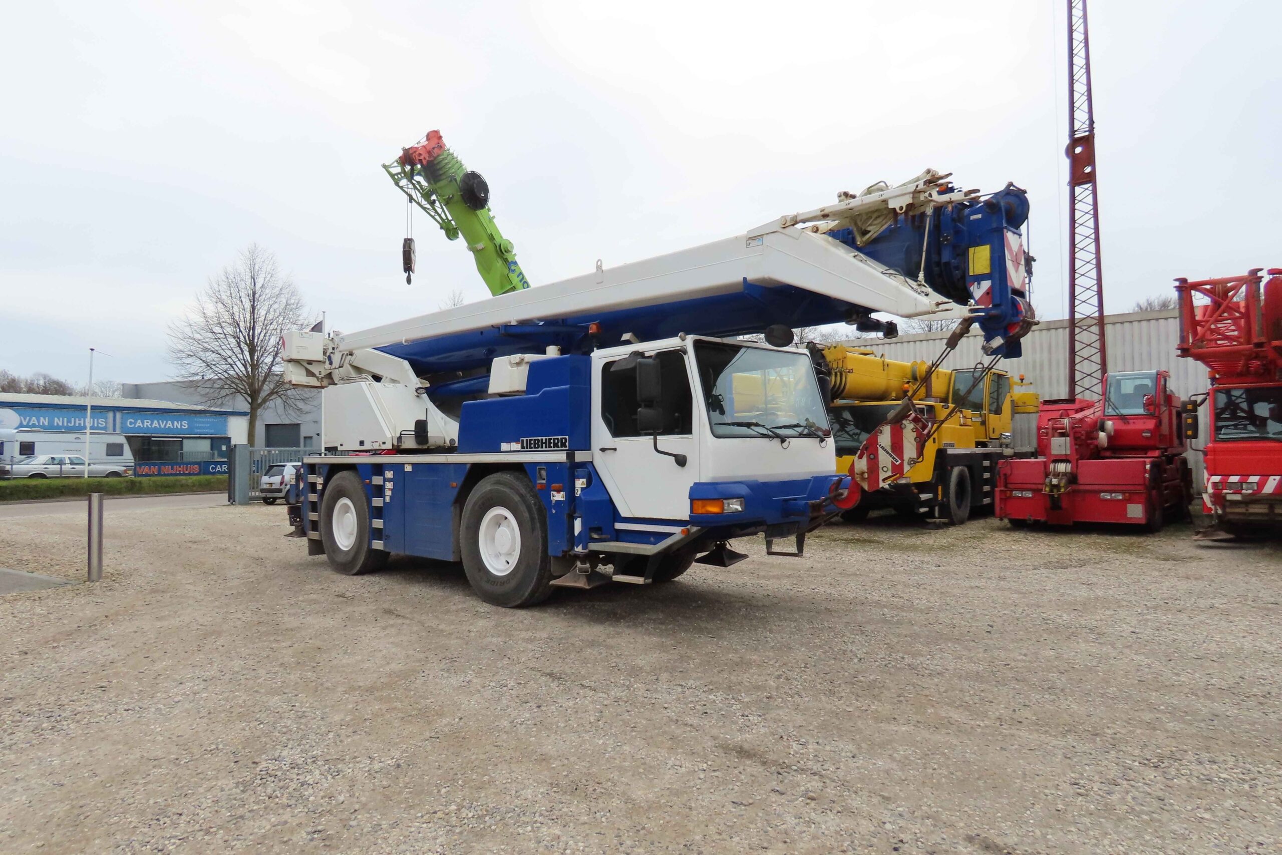 Liebherr LTM 1040-2.1 uit 2014 te koop met serienummer 052138