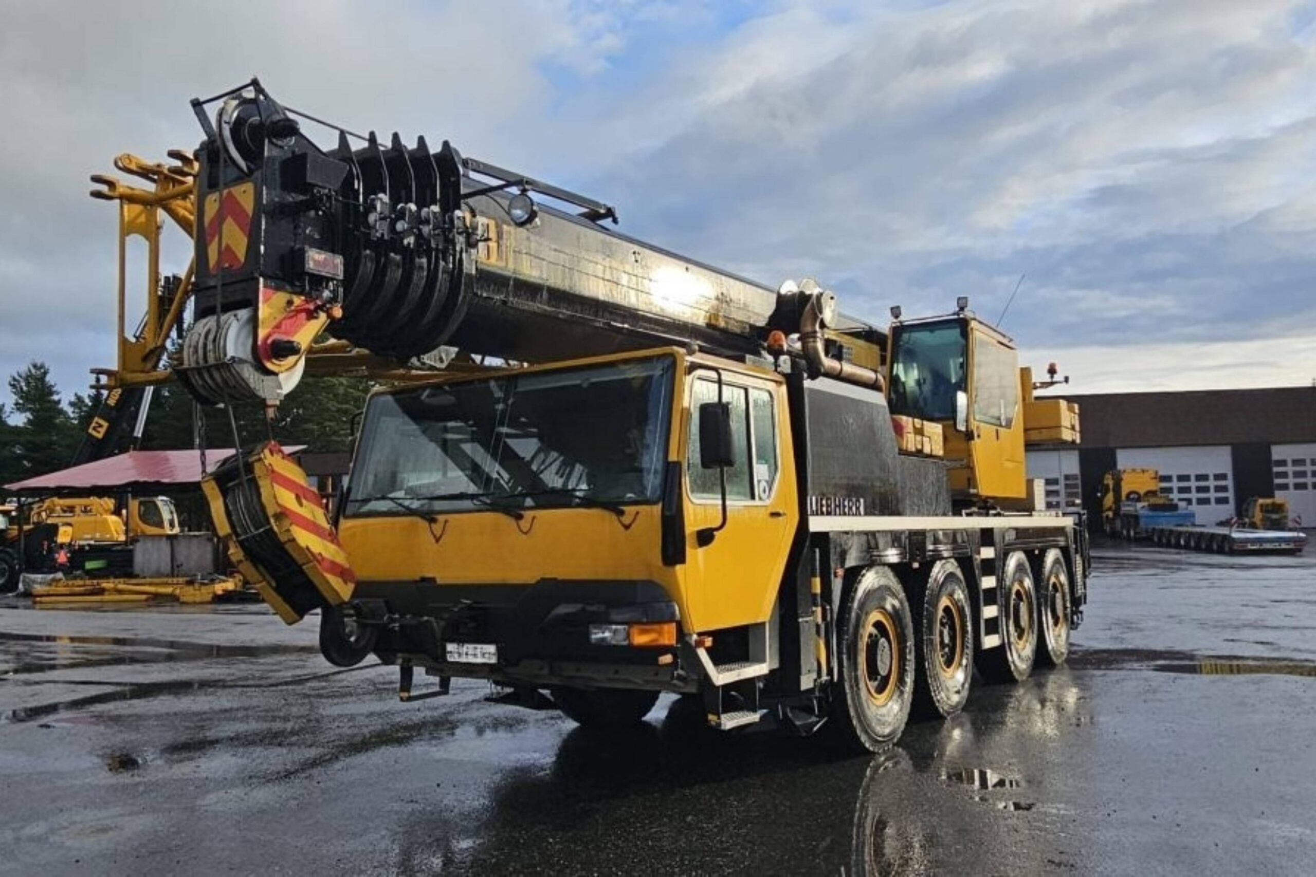 Liebherr LTM 1080/1 uit 2000 met serienummer 061196 te koop