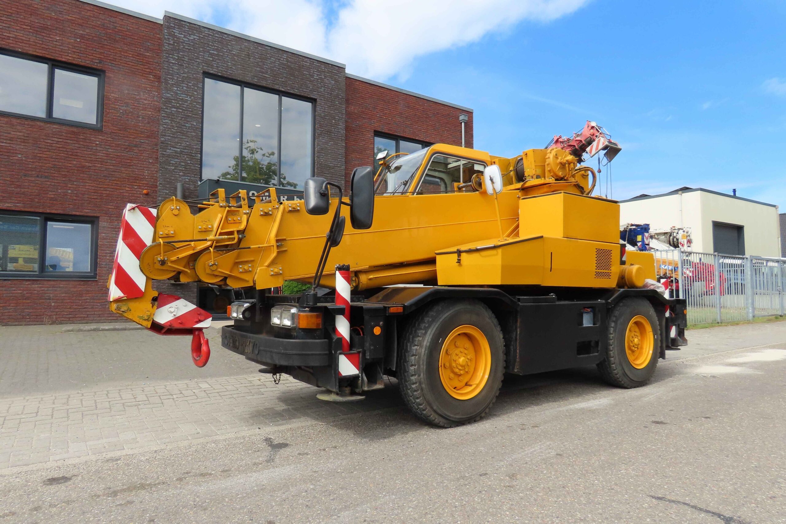 Kobelco RK 70