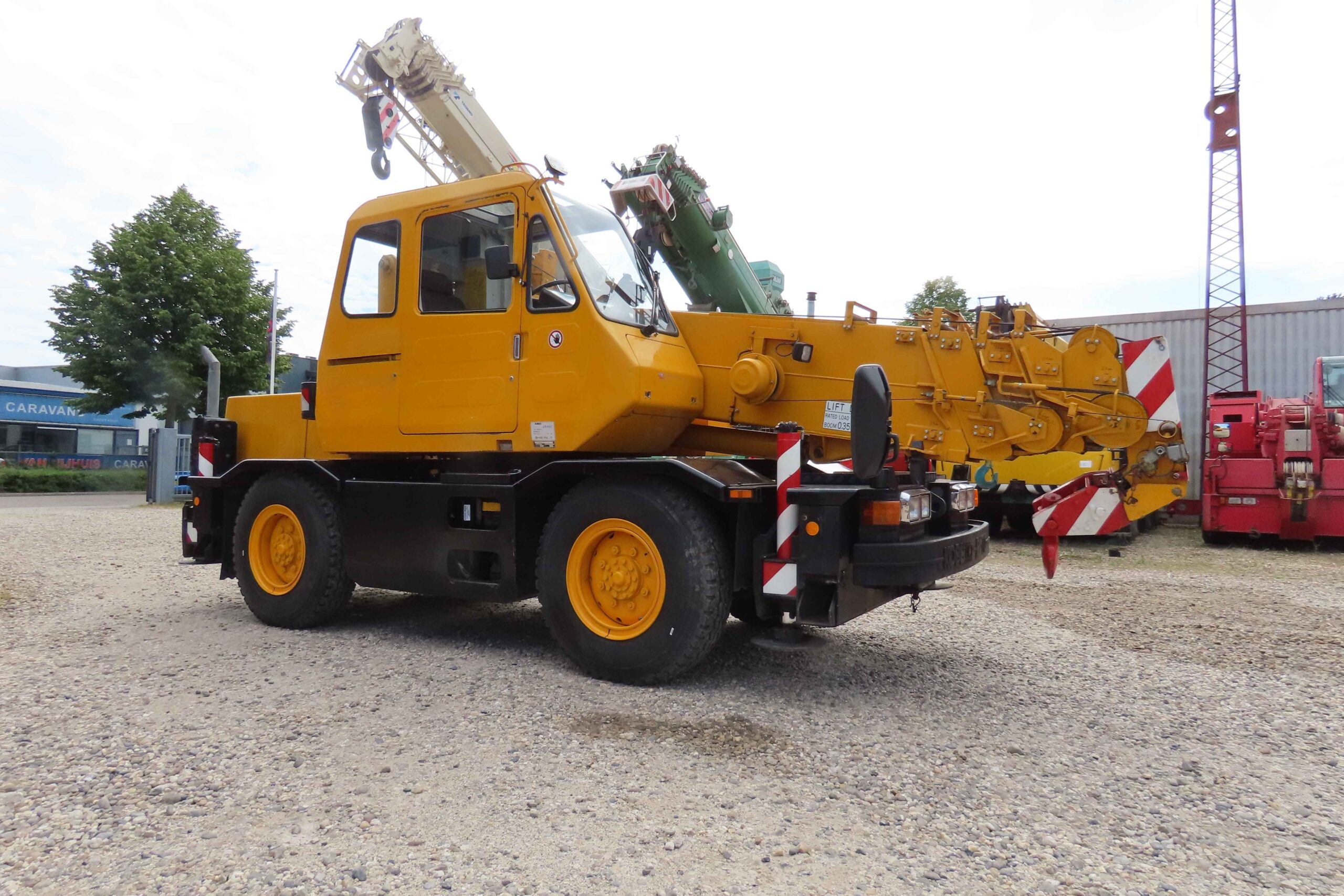 Kobelco RK 70-2 uit 1992 met serienummer EN13671.
