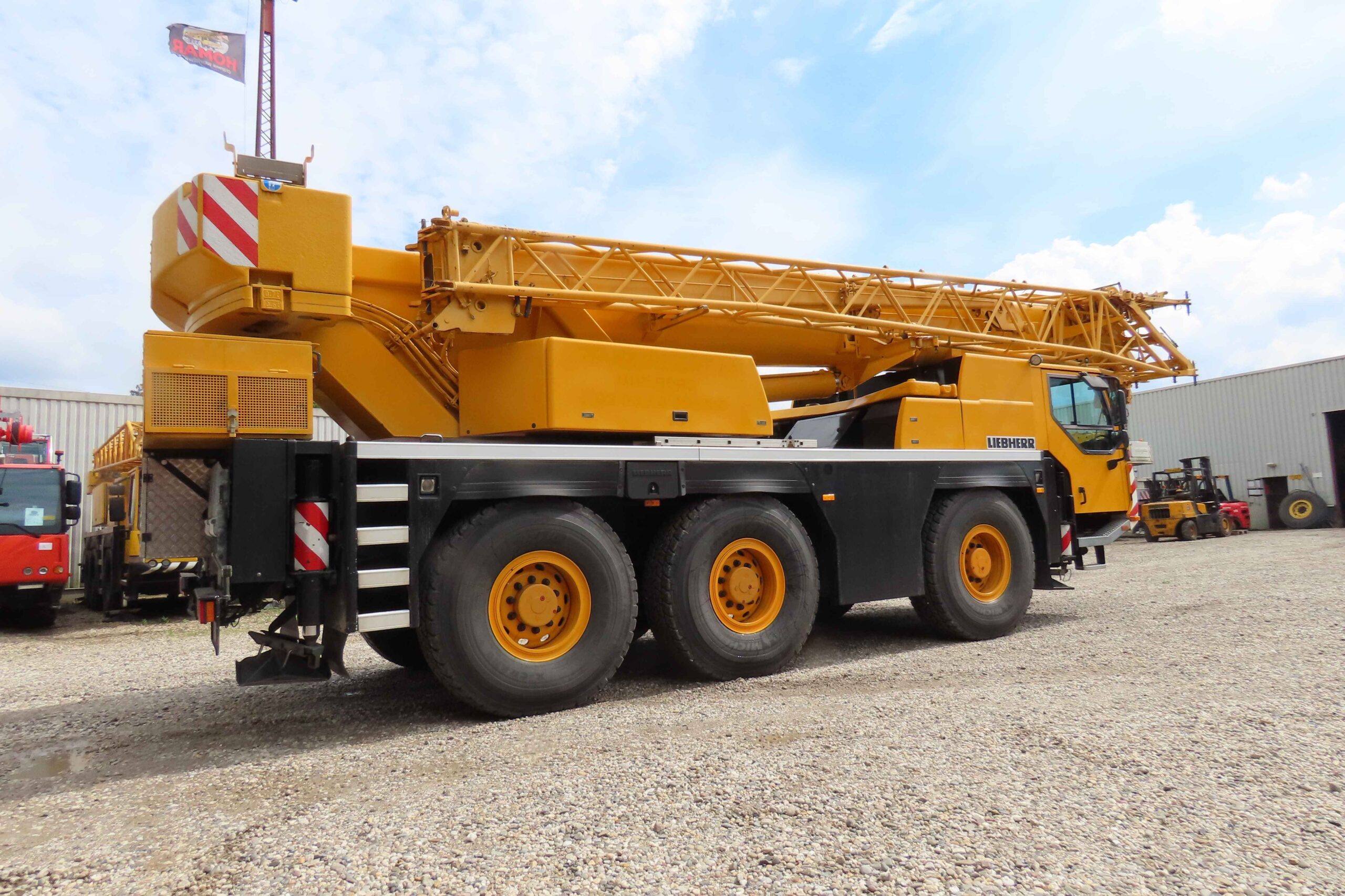 Liebherr LTM 1045-3.1 uit 2007 te koop met serienummer 053621.
