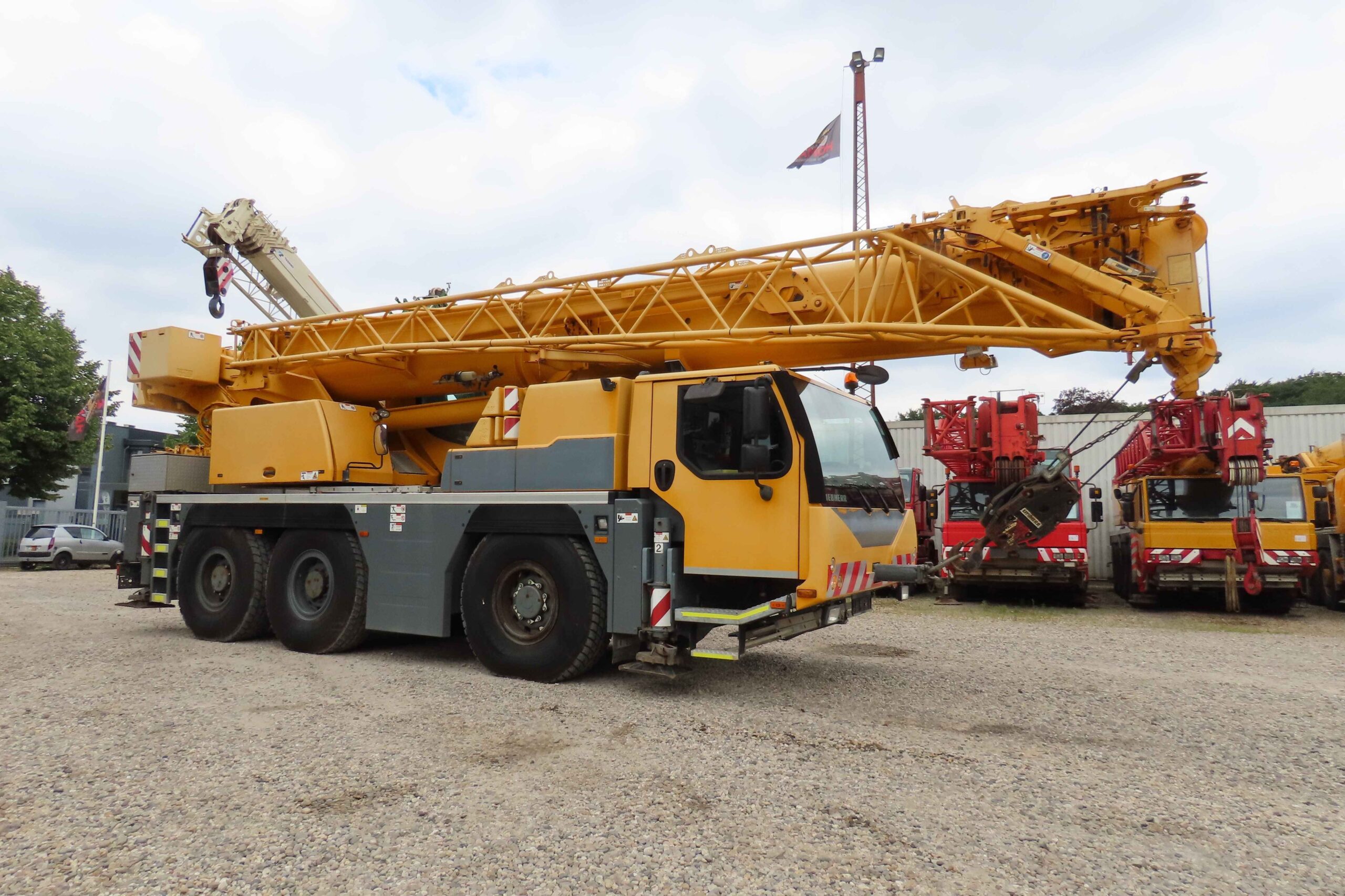 Liebherr LTM 1050-3.1 uit 2016 te koop met serienummer 083766.