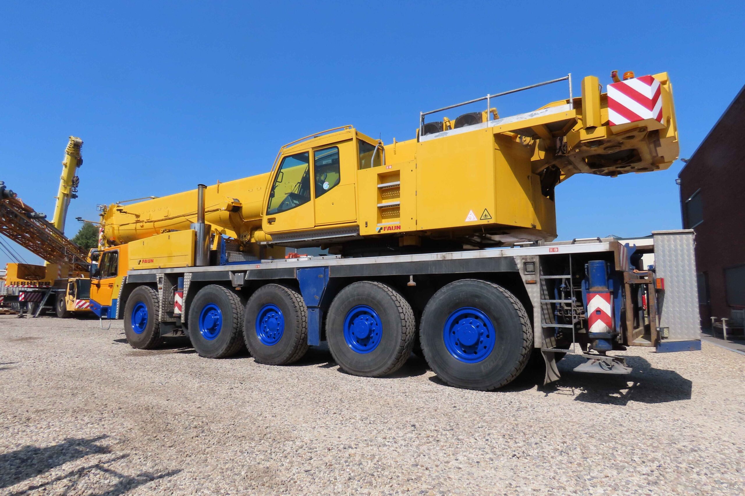 Tadano-Faun ATF 130G-5 uit 2011 te koop met serienummer 2046131.